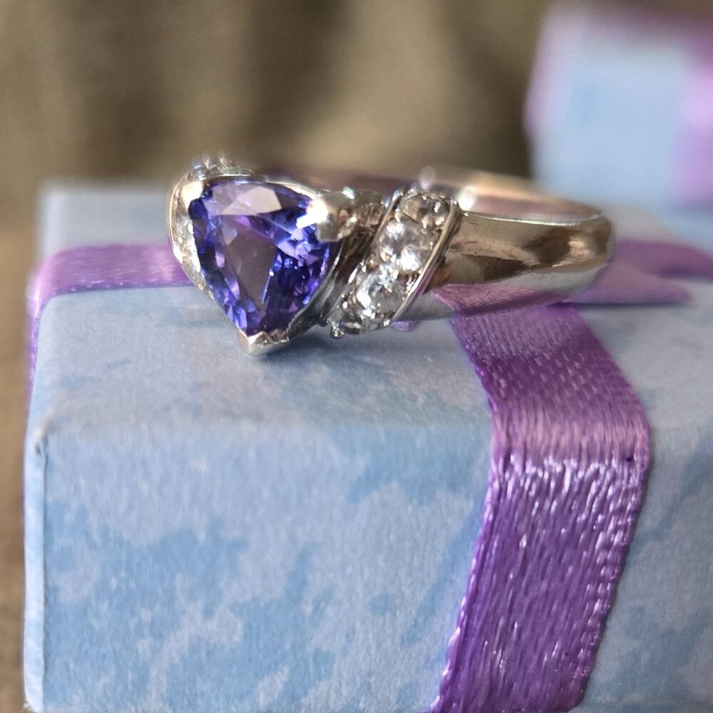 Blue Tanzanite Ring, 925 silver, size 10
